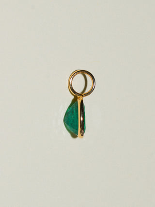 Get the Horns Emerald Oval Cut Charm in Yellow 14k Gold
