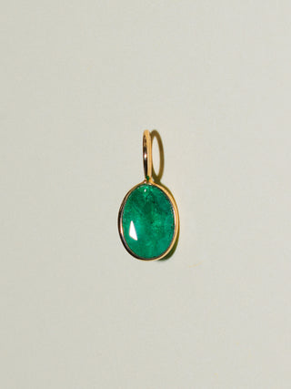 Get the Horns Emerald Oval Cut Charm in Yellow 14k Gold