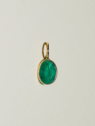 Get the Horns Emerald Oval Cut Charm in Yellow 14k Gold