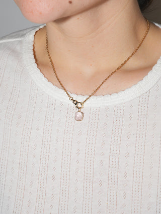 Amore Morganite Cushion Cabochon Charm in Yellow 14k Gold