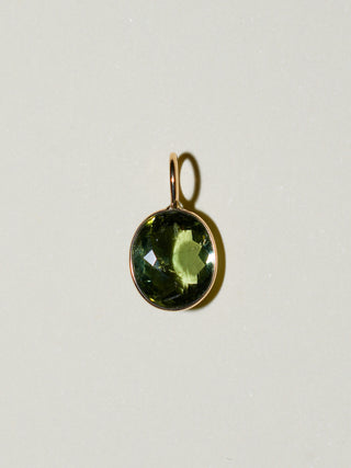 Vireo Green Tourmaline Oval Cut Charm in Yellow 14k Gold