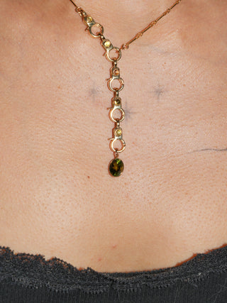 Terrain Green Tourmaline Oval Cut Charm in Yellow 14k Gold