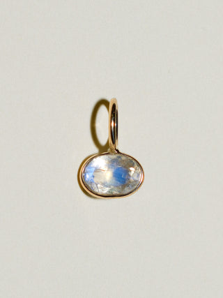 Cansada Moonstone East West Oval Cut Charm in Yellow 14k Gold