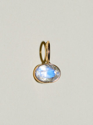 Cansada Moonstone East West Oval Cut Charm in Yellow 14k Gold