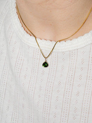 Monstera Green Tourmaline Pear Cut Charm in Yellow 14k Gold