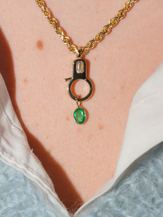 Carnaval Emerald Oval Cut Charm in Yellow 14k Gold