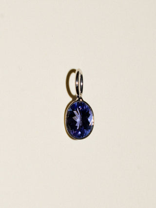 Prince Tanzanite Oval Cut in 14k White Gold
