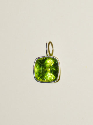 Lion Peridot Cushion Cut Charm in Sterling Silver