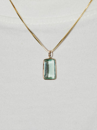 Fluidity Fluorite Emerald Cut Charm in Yellow 14k Gold