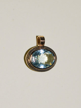 Skate Aquamarine Triple East to West Oval Cut Charm in Yellow 14k Gold