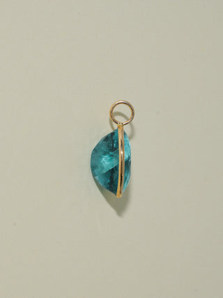 Setting Sail Fluorite Oval Cut Charm in Yellow 14k Gold