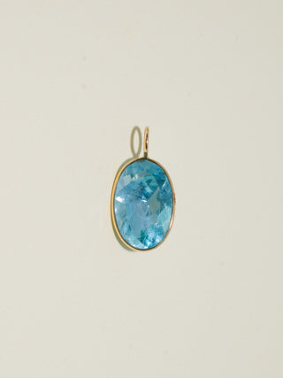 Ooby Fluorite Oval Cut Charm in Yellow 14k Gold