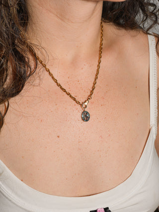 Leslie Les Sea Fluorite Oval Cut Charm in Yellow 14k Gold