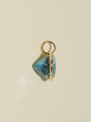 Alllllmafi Coasting Fluorite East West Oval Cut Charm in Yellow 14k Gold