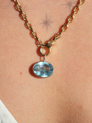 Cruising for a Fluorite East West Oval Cut Charm in Yellow 14k Gold