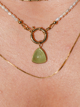 Shelly Tsavorite Trillion Cabochon Charm in Yellow 14k Gold