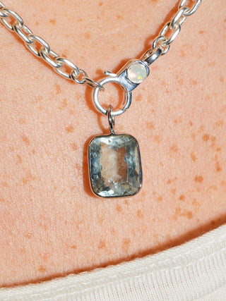 Sk8 Aquamarine Emerald Cut Charm in White 14k Gold