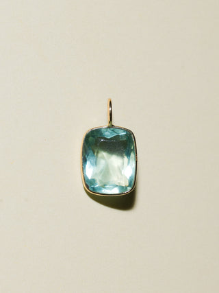 Smeralda Fluorite Cushion Cut Charm in Yellow 14k Gold