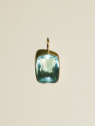 Smeralda Fluorite Cushion Cut Charm in Yellow 14k Gold