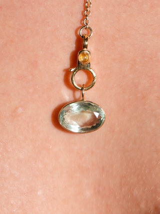 Ambergris Caye Fluorite East West Oval Cut Charm in Yellow 14k Gold