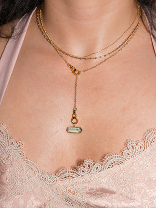Clear Kayak Cove Fluorite East West Hexagon Cut Charm in Yellow 14k Gold
