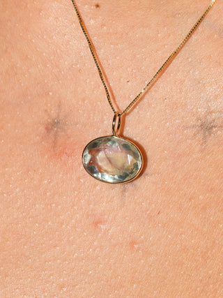 Beach Day Fluorite East West Oval Cut Charm in Yellow 14k Gold