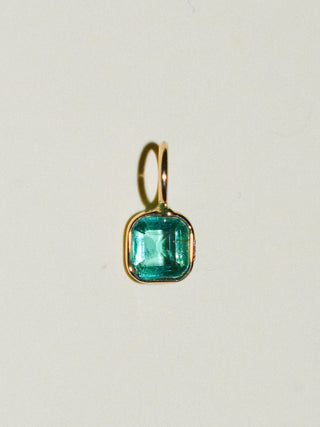 Envy Me Emerald Emerald Cut Charm in Yellow 14k Gold