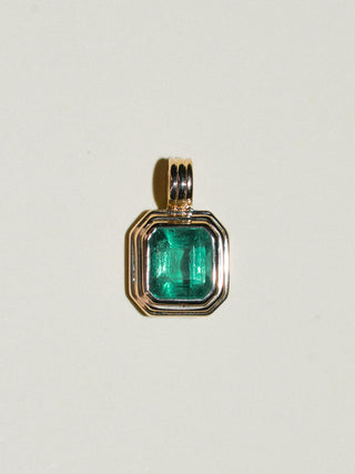 Snake Eyes Emerald Triple Cushion Cut Charm in Yellow 14k Gold