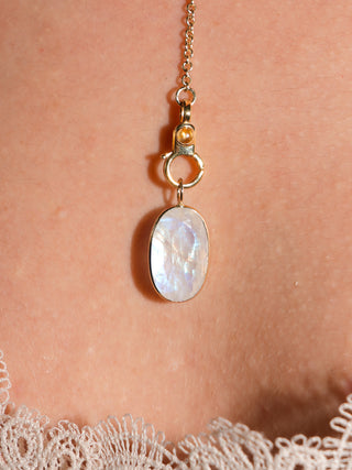 Love from the sea Moonstone Oval Cut Charm in Yellow 14k Gold