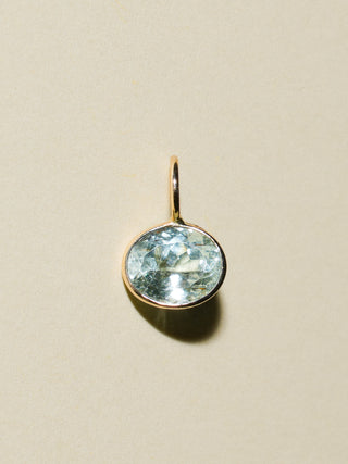 Fresh Aquamarine East West Oval Cut Charm in Yellow 14k Gold
