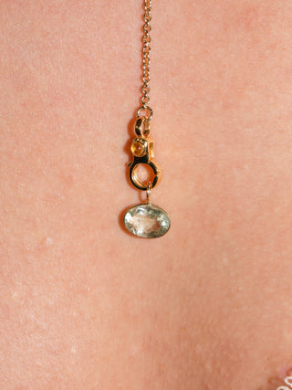 Squeaky Aquamarine East West Oval Cut Charm in Yellow 14k Gold