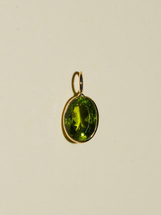 Iggy Iggy Peridot Oval Cut Charm in Yellow 14k Gold