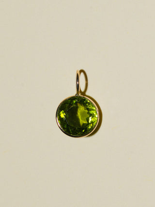 Swamp Pond Peridot Round Cut Charm in Yellow 14k Gold