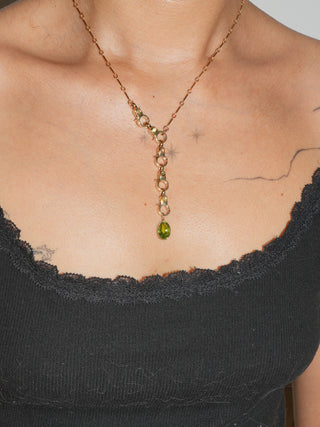 Moray Moray Peridot Oval Cut Charm in Yellow 14k Gold