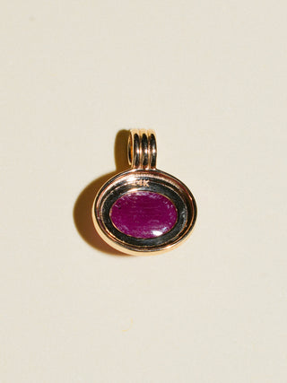 Cancer Season Ruby Triple East to West Oval Cabochon Charm in Yellow 14k Gold