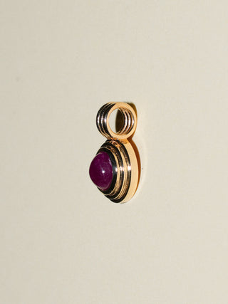 Crab Claws Ruby Triple Round Cabochon Charm in Yellow 14k Gold