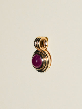 Crab Claws Ruby Triple Round Cabochon Charm in Yellow 14k Gold