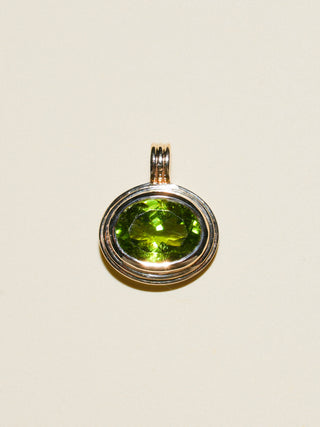 Salp Peridot Triple East to West Oval Cut Charm in Yellow 14k Gold
