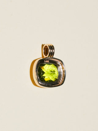 LeoLeoLeo Peridot Triple East West Can Cut Charm in Yellow 14k Gold