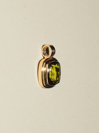 Funky Chartruse Peridot Triple Cushion Cut Charm in Yellow 14k Gold
