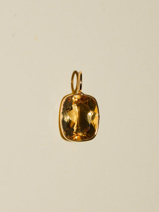 Pools of Gold Citrine Cushion Cut Charm in Yellow 14k Gold
