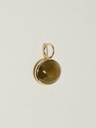 Basil Baby Grossular Garnet East to West Oval Cabochon Charm in Yellow 14k Gold