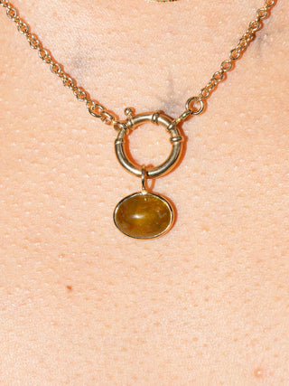 Basil Baby Grossular Garnet East to West Oval Cabochon Charm in Yellow 14k Gold