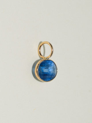 Moonstruck Kyanite East West Oval Cut Charm in Yellow 14k Gold