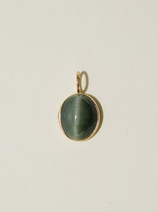 Prowl Catseye Oval Cabochon Charm in Yellow 14k Gold