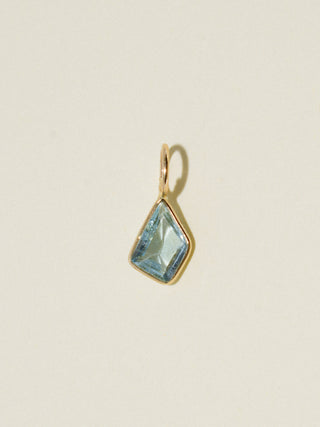 Bingo Aquamarine Special Cut Charm in Yellow 14k Gold