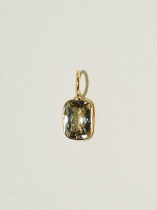 Hobbit Zultanite Cushion Cut Charm in Yellow 14k Gold