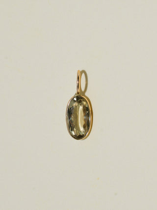 Cat Grass Zultanite Oval Cut Charm in Yellow 14k Gold