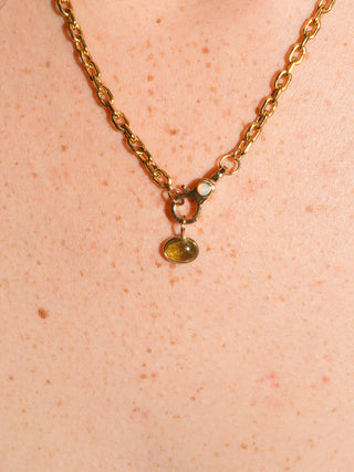 Lil Guy Grossular Garnet East to West Oval Cabochon Charm in Yellow 14k Gold