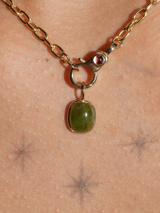 Sayso Grossular Garnet Cushion Cabochon Charm in Yellow 14k Gold